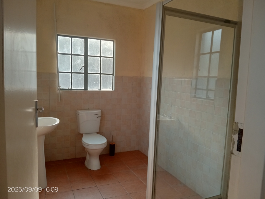 To Let 3 Bedroom Property for Rent in Geelhoutpark North West